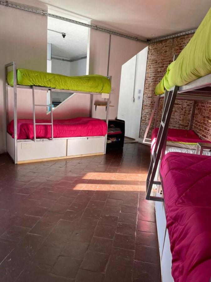 High Hostal